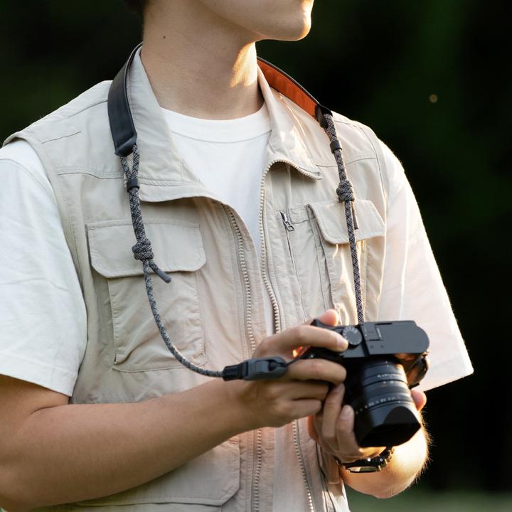 Actual product image Pgytech Camera Shoulder Strap Air (Modern Art) S (Shoulder strap)