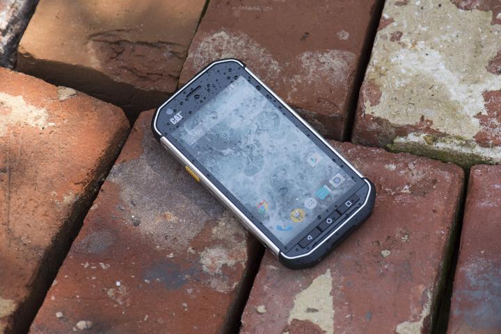 Produktbild Cat S40 (16 GB, Schwarz, 4.70", Hybrid Dual SIM, 8 Mpx, 4G)