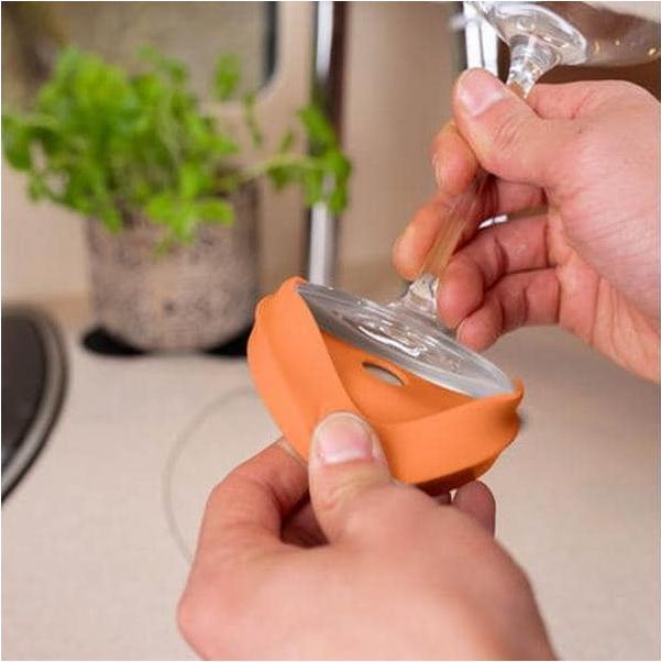 Actual product image Silwy Magnet-Kondom für Stielgläser Orange (1 pcs.)
