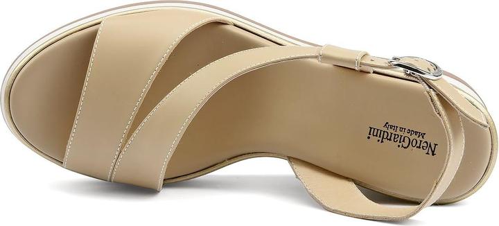 Actual product image Nero Giardini Ussita (37)