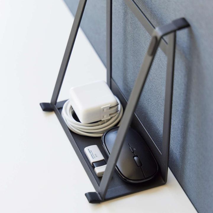 Actual product image Yamazaki Tablet-/Laptophalter mit Doppelfunktion TOWER