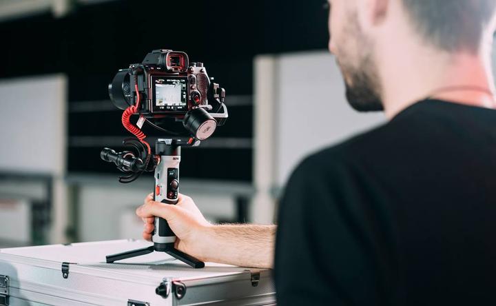 Produktbild Zhiyun Crane M2S Combo (Spiegelreflexkamera, Actionkamera, 1 kg)