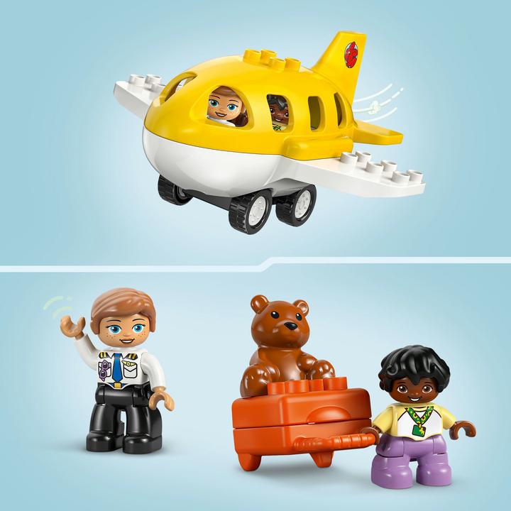 Actual product image LEGO Erster Besuch im Flughafen (10443)