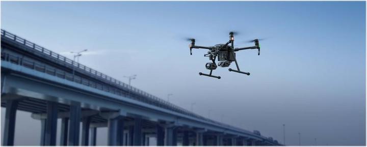 Productafbeelding DJI MATRICE 210 V2 (EU COMBO EU) incl. Crystalsy, Cendence Controller en 2x TB55
