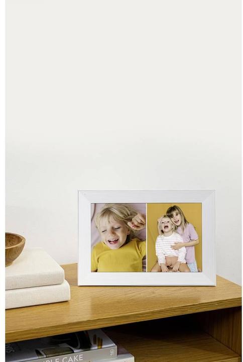 Actual product image Aura Frames Carver (10.10", 1280 x 800 pixels)