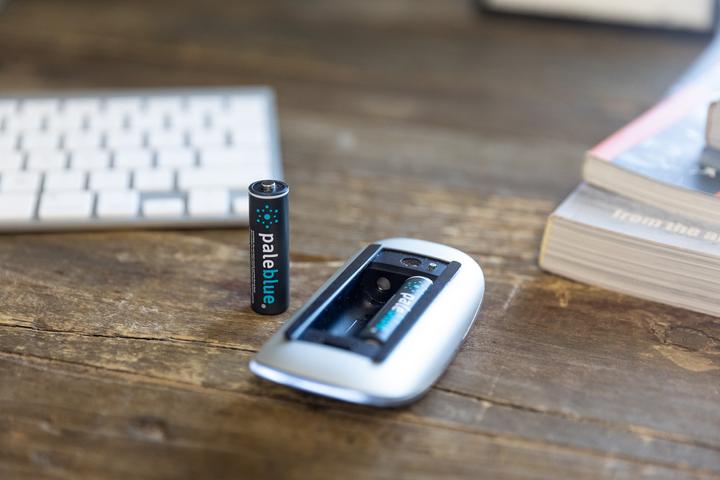 Image du produit Pale Blue AA USB-C (4 pcs, AA, 1700 mAh)
