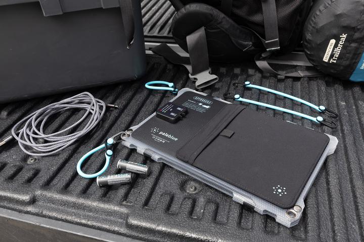 Image du produit Pale Blue Approach Solar Panel (7 W, 0.31 kg)
