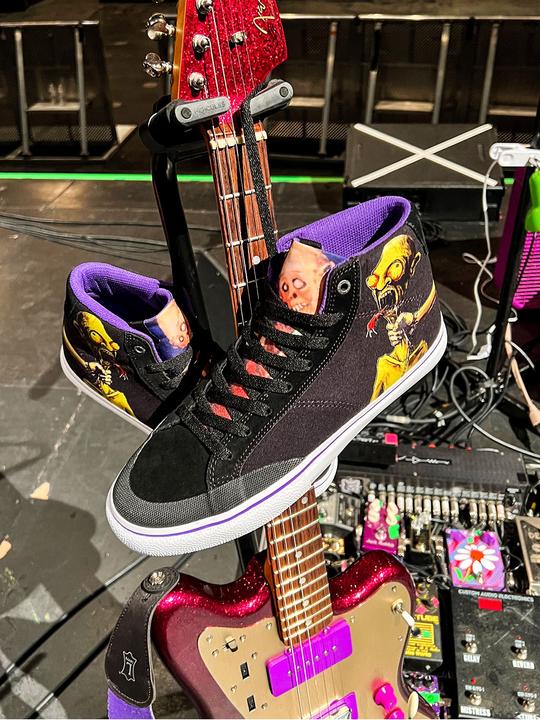 Immagine prodotto Emerica Omen HI x Dinosaur Jr. (44)