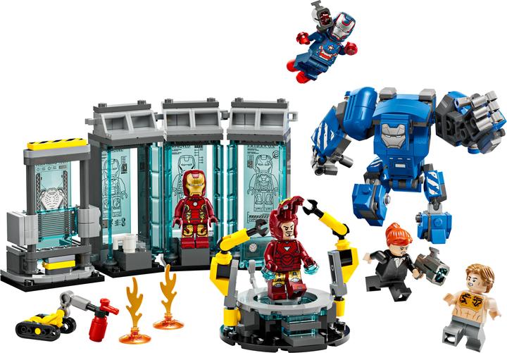 Actual product image LEGO Iron Man's Laboratory: Hall of Armour (76315, LEGO Super Mario)