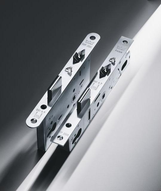 Produktbild Dormakaba Selbstverriegelnde ANTIPANIK Motorschlösser SVP 2000 DCW für
