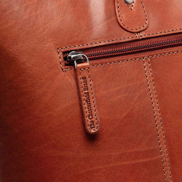 Actual product image The Chesterfield Brand Astano shoulder bag leather 33 cm laptop compartment