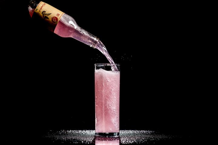 Produktbild Three Cents Pink Grapefruit Soda (24 x 20 cl)