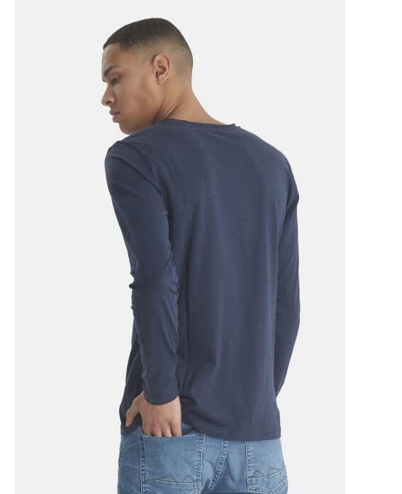 Actual product image Blend BHBHNICOLAI tee l.s. 20703060 (M)