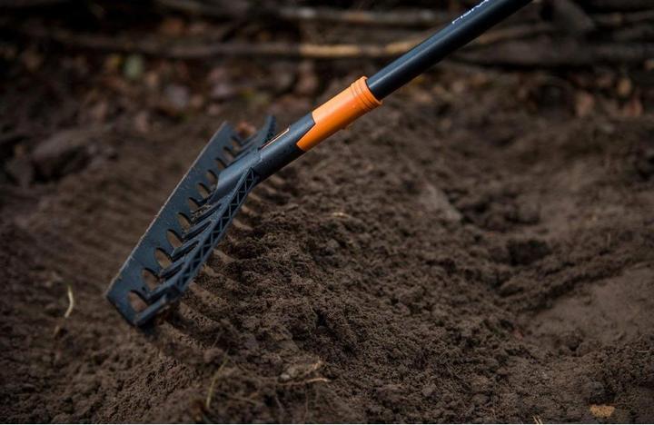 Produktbild Fiskars Rechen-Aufsatz Solid