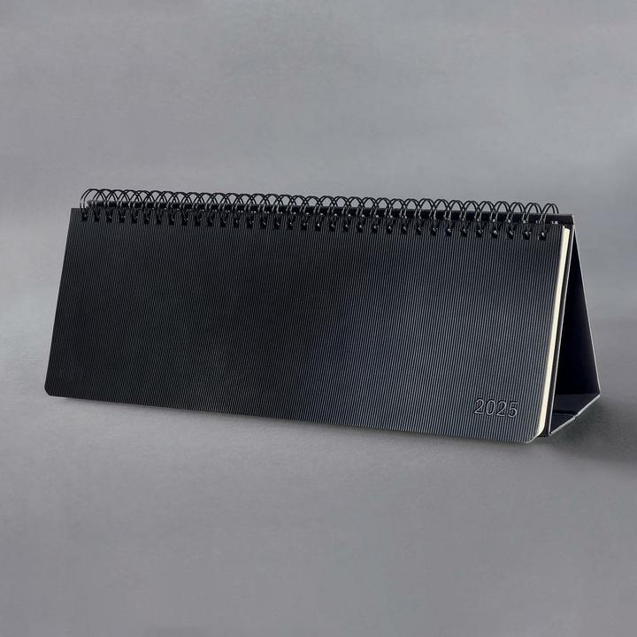 Produktbild Sigel Tischkalender 2025 C2580 1W/2S schwarz 30x14.4cm (13.9 x 30.4 cm, Harter Einband, Deutsch)