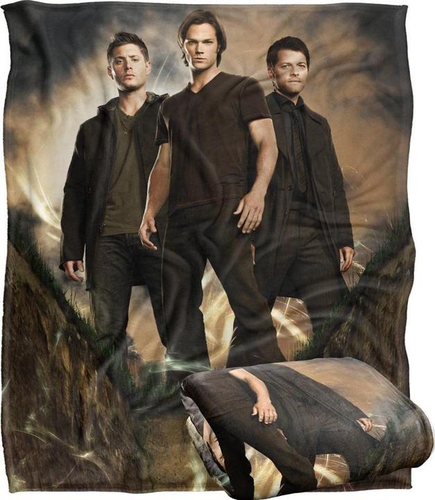 Actual product image Supernatural Group Pose Blanket (152 x 127 cm)