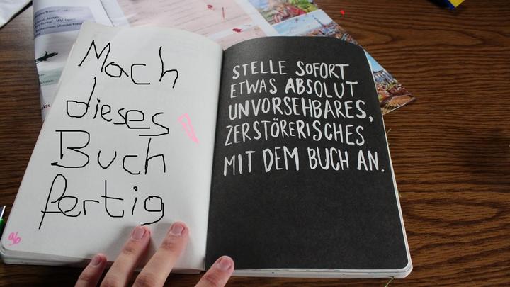 Immagine prodotto Mach dieses Buch fertig (Tedesco, Keri Smith, 2013)