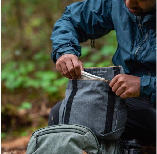 Image du produit Peak Design Pochette de terrain v2 (Sacoche de hanche pour appareil photo, Sac à bandoulière pour appareil photo, 3 l)