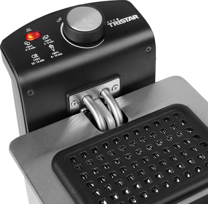 Actual product image Tristar FR-6947 Deep Fryer PRO, Black/Stainless Steel (EU plug)