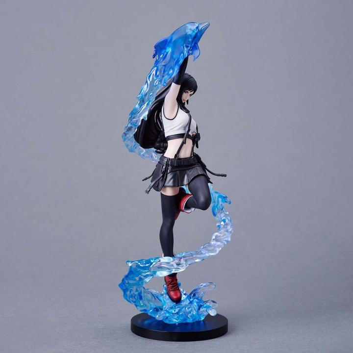 Actual product image Square Enix Final Fantasy VII Rebirth PVC Statue Tifa Lockhart 24 cm