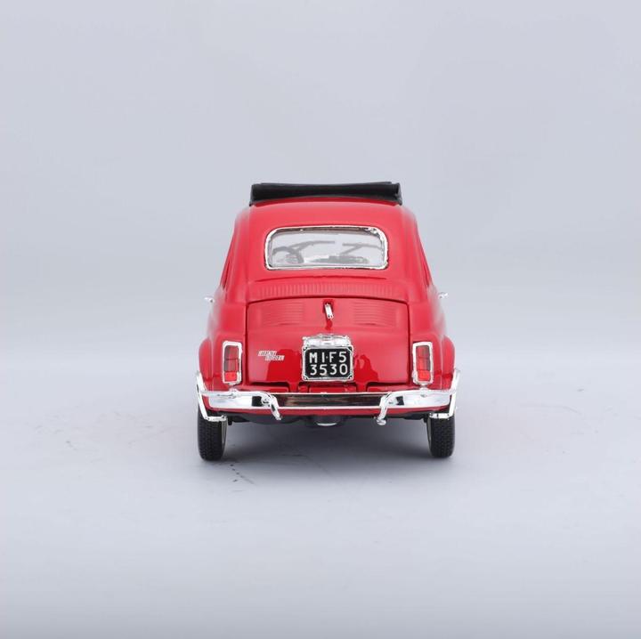 Actual product image Bburago Fiat 500L