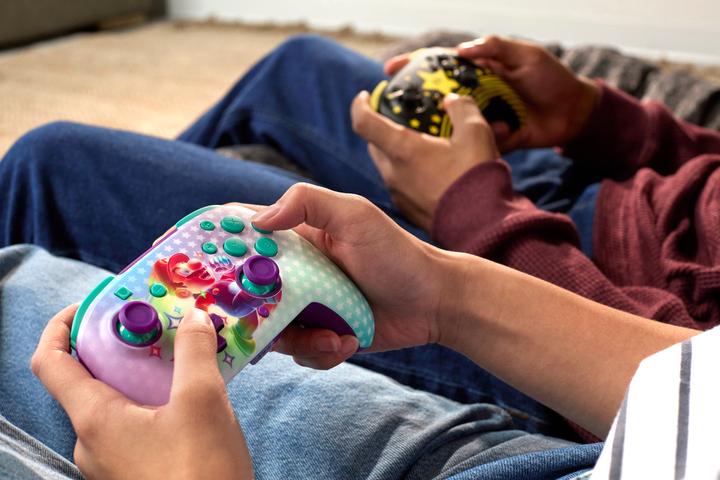 Produktbild Turtle Beach Rematch Wireless Controller · NS · Invincible Mario (Switch, Switch OLED, Switch Lite)