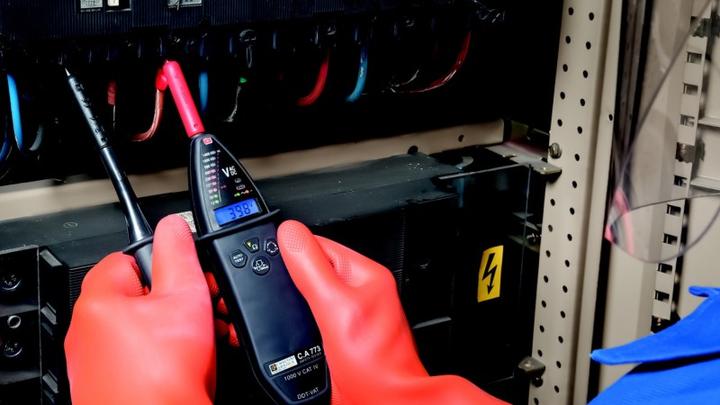 Produktbild Chauvin Arnoux Zweipoliger Spannungsprüfer P0 (CAT IV 1000V)
