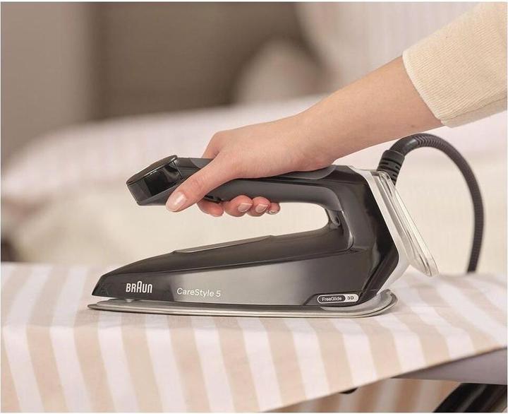 Actual product image Braun IS5249BK CareStyle 5 (2400 W, 510 g/min)