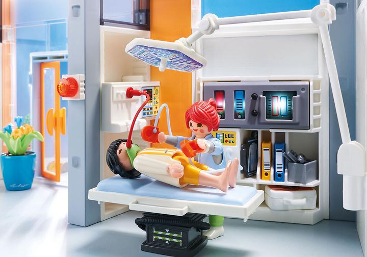 Actual product image Playmobil Large hospital with facilities (70190, Playmobil City Life)