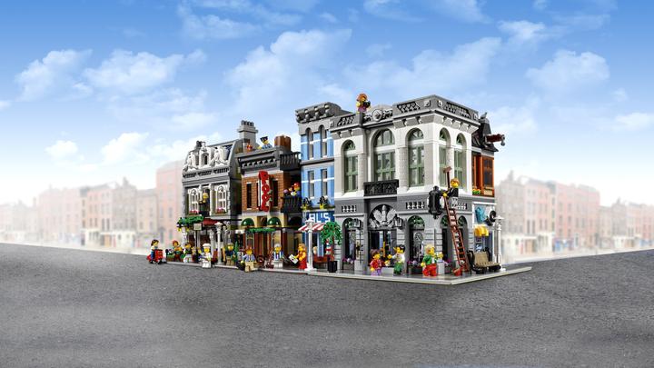 Actual product image LEGO Creator Stone Bench (10251, LEGO Creator Expert)