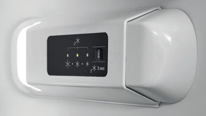 Produktbild Indesit Kühl-Gefrierkombination LI6 S2E W (272 l)