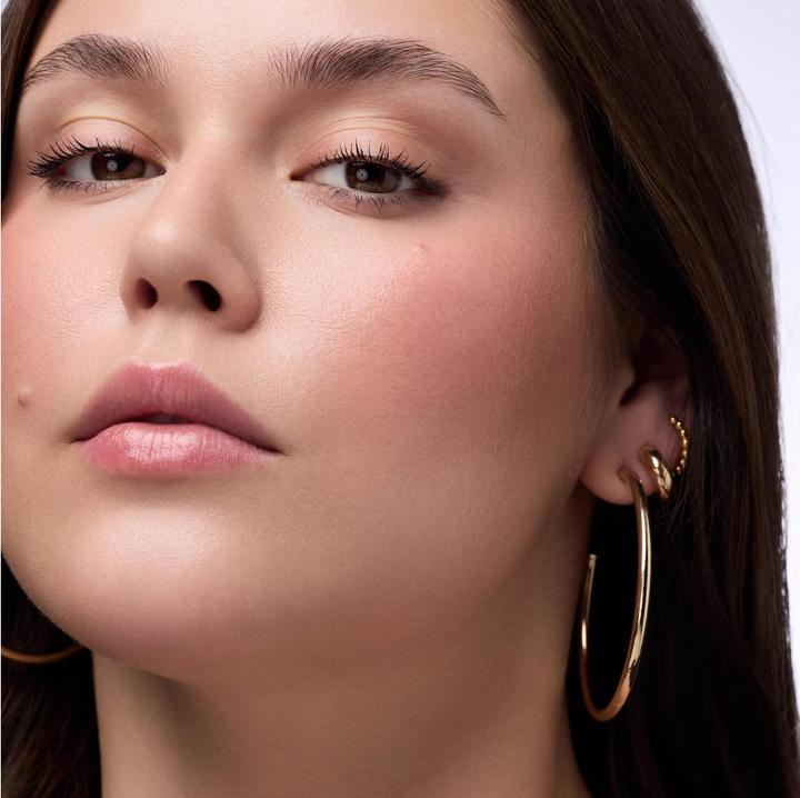 Actual product image Catrice Blushin' Charm Multi Stick No. 050 Brown Instant Result (040 - Sparkle Lover)