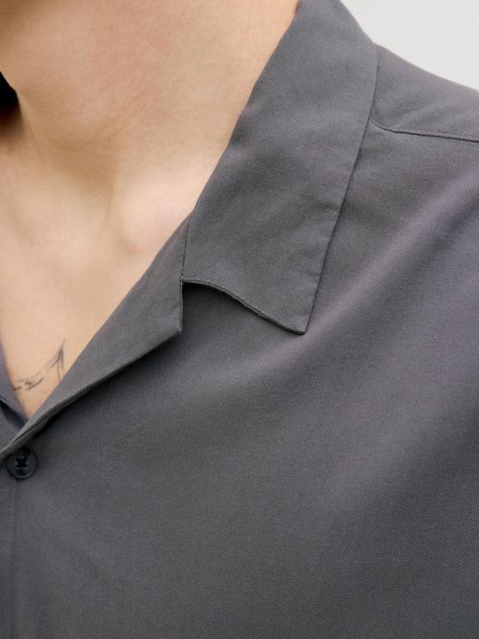 Actual product image Jack & Jones Jjejeff Solid Resort Shirt S/S Sn (M)