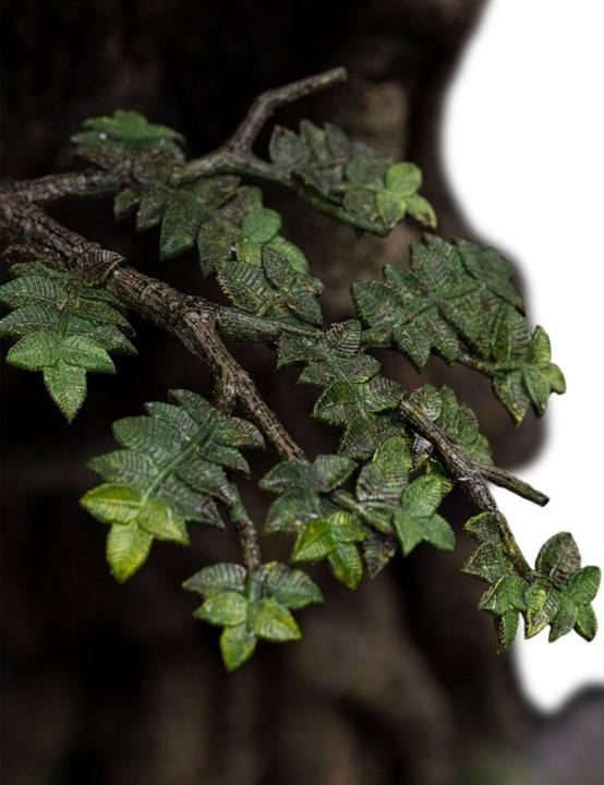 Actual product image Weta Workshop Le Seigneur des Anneaux statuette 1/6 Leaflock the Ent 76 cm