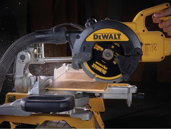 Actual product image DeWalt Circular saw blade PCD 216/30mm 8Z
