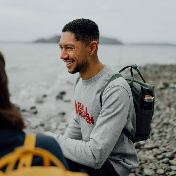 Actual product image Fjällräven Logo Sweater (L)