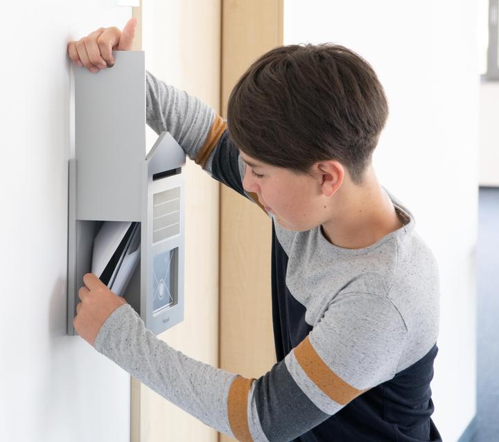 Produktbild Betzold Holzbriefkasten für Kinder