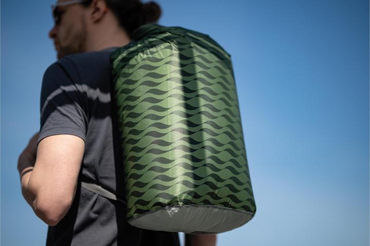 Produktbild Cocoon Drybag Ultralight 8L Green Waves (8 l)