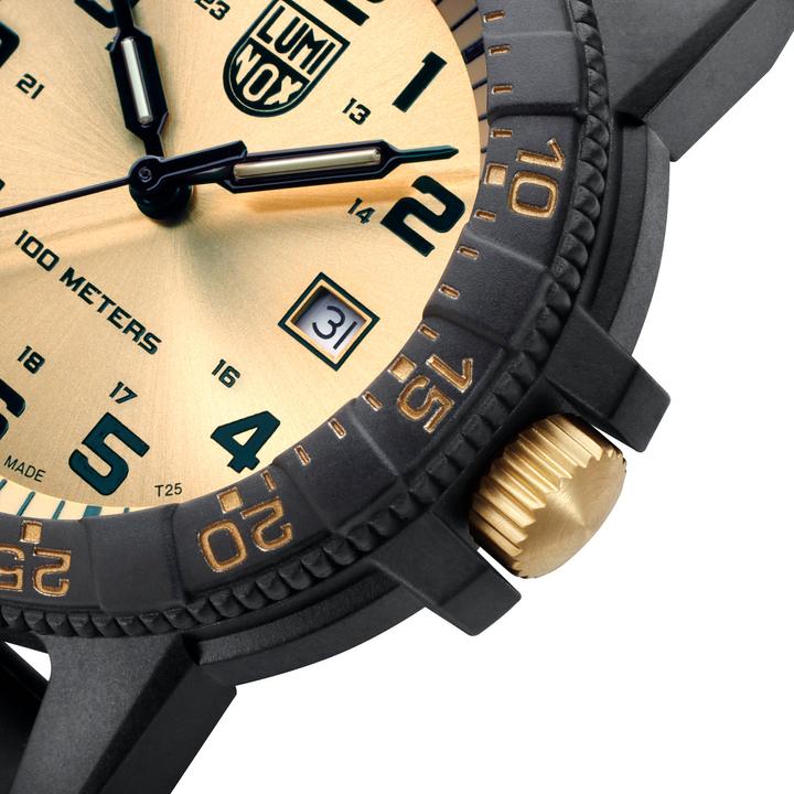 Immagine prodotto Luminox Turgone Dalla Schiena Di Pelle Serie Gian 0320 (Orologio sub, 44 mm)