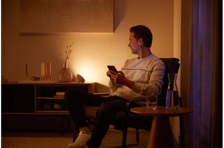 Actual product image Philips Hue Bloom Base BT (500 lm)