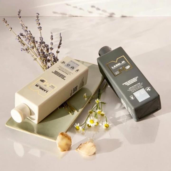 Actual product image Label.M Pure Botanical Nourishing Shampoo 300 ml (300 ml, Liquid shampoo)