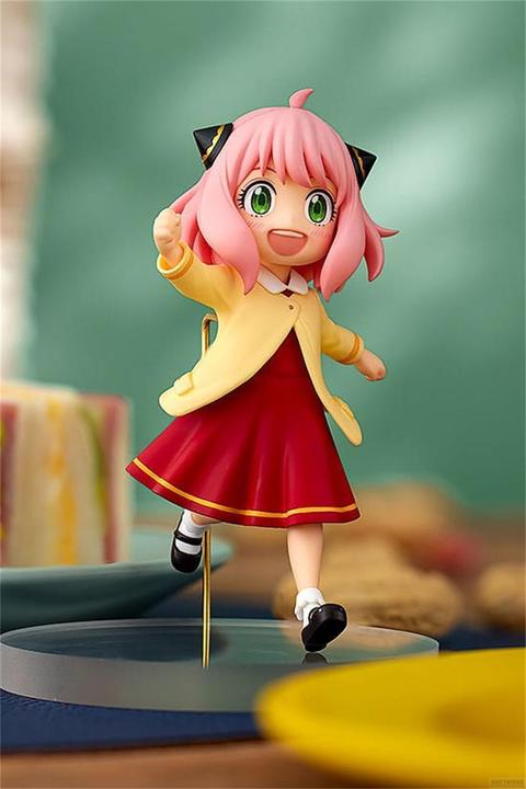 Actual product image Good Smile Company Spy x Family Pop Up Parade PVC Statue Anya Forger: On an Outing Ver. 10 cm