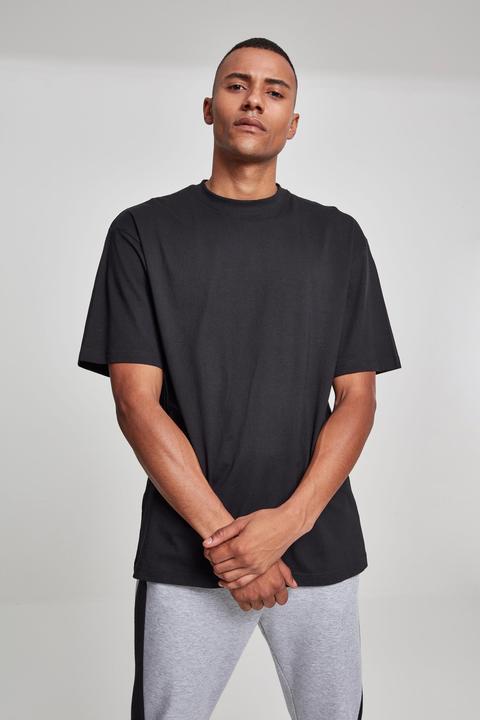Actual product image Urban Classics Tall Tee (L)