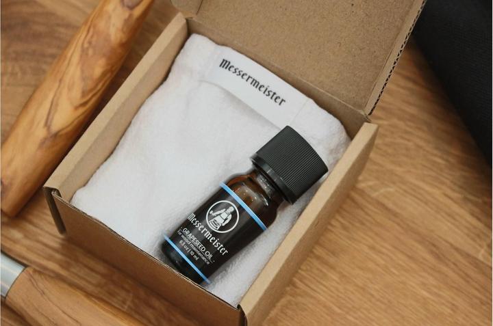 Actual product image Messermeister Blade care Oliva Luxe