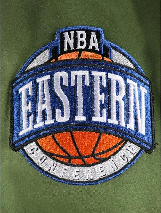 Produktbild Mitchell & Ness M&N Satin Bomber Jacke - FLIGHT Philadelphia 76ers oliv - M (M)