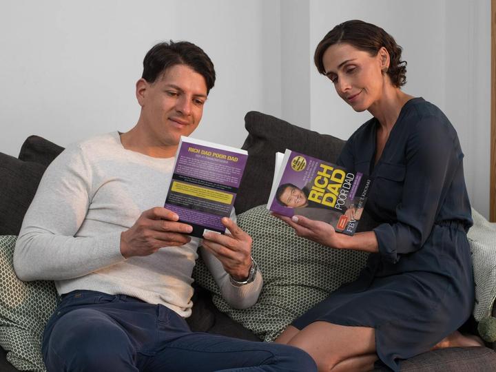 Actual product image Rich Dad Poor Dad (German, Robert T. Kiyosaki, 2014)