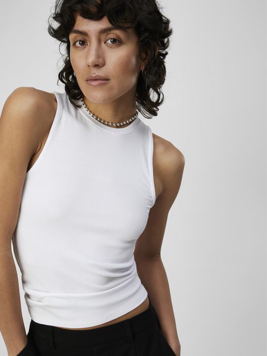 Actual product image Object Round neck top without sleeves (L)