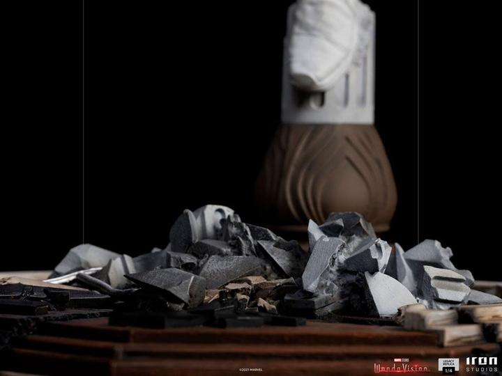 Actual product image Iron Studios WandaVision statuette Legacy Replica 1/4 White Vision 70 cm