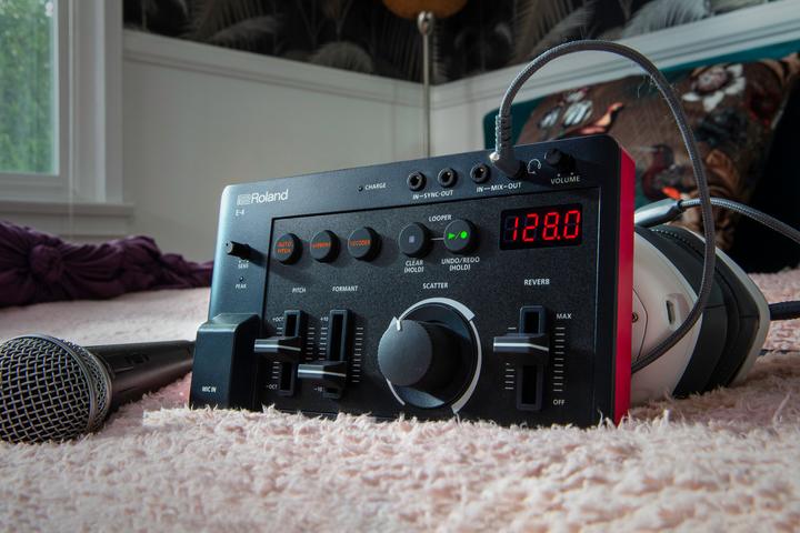 Produktbild Roland E-4 Voice Tweaker