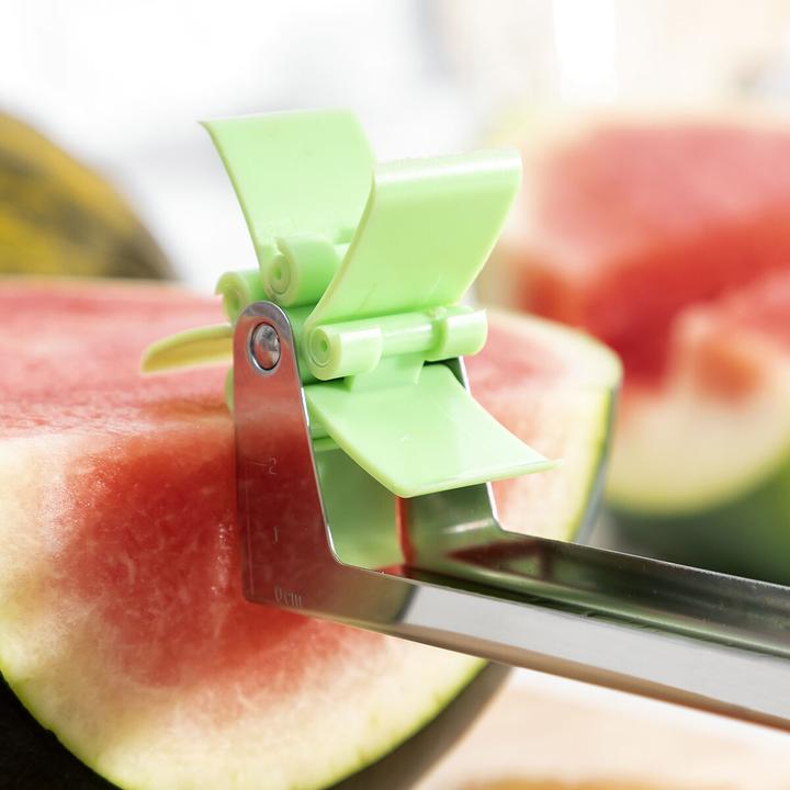 Actual product image InnovaGoods Cube cutter for watermelon